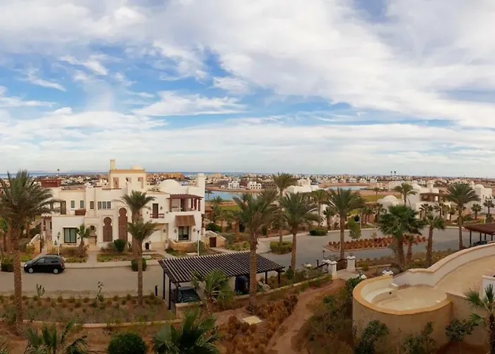 Ancient Sands Golf Private 公寓